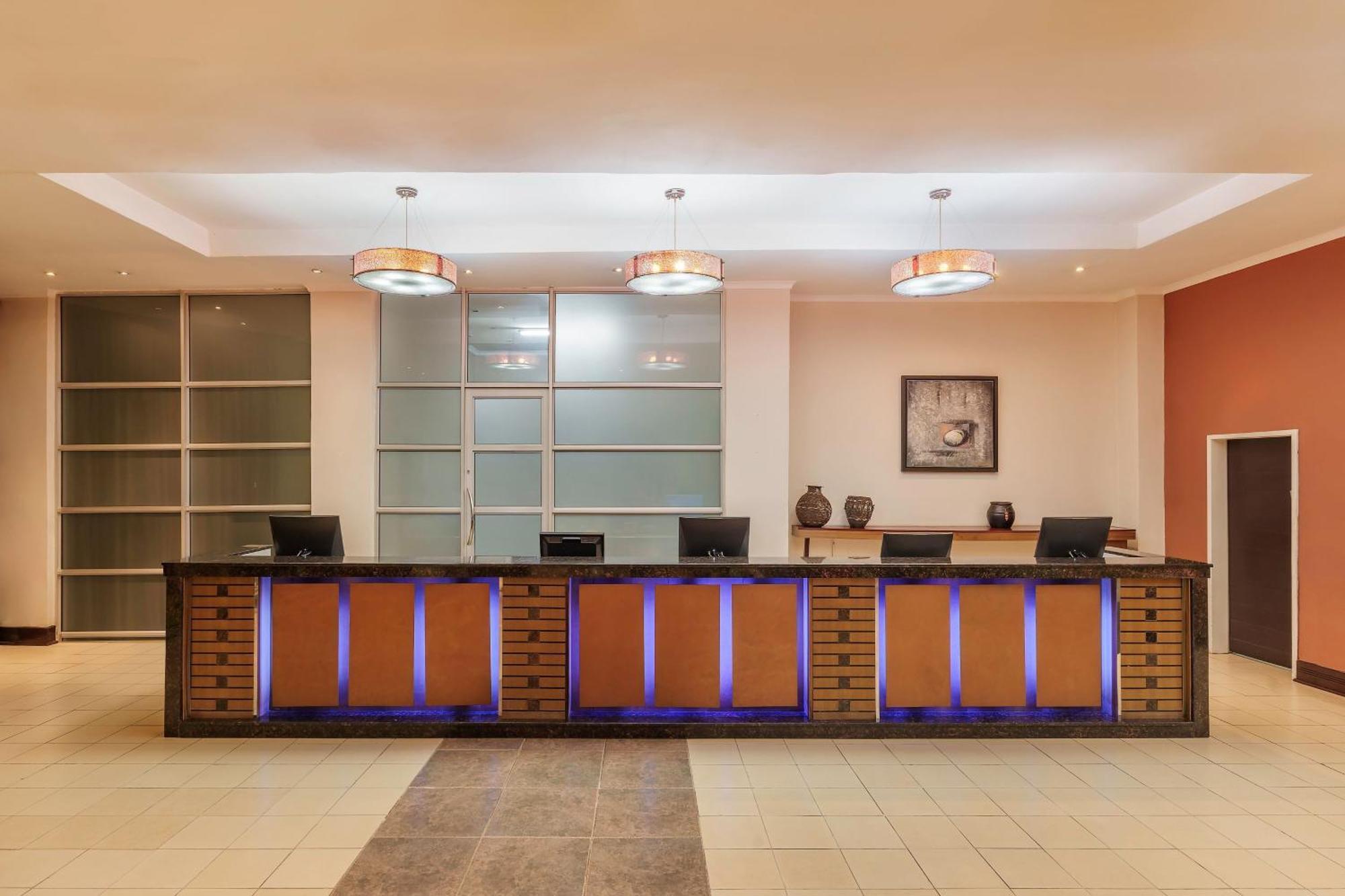 Protea Hotel By Marriott Lusaka Exterior foto