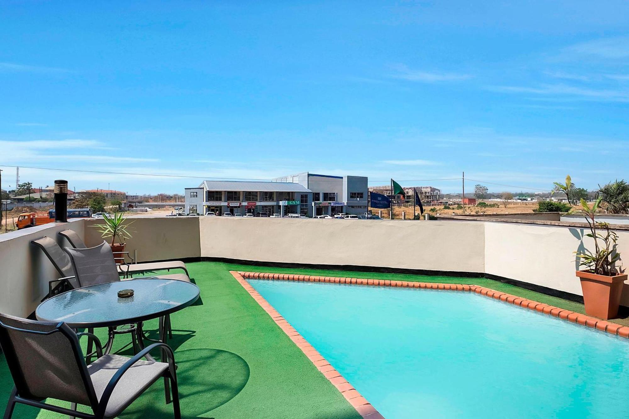 Protea Hotel By Marriott Lusaka Exterior foto