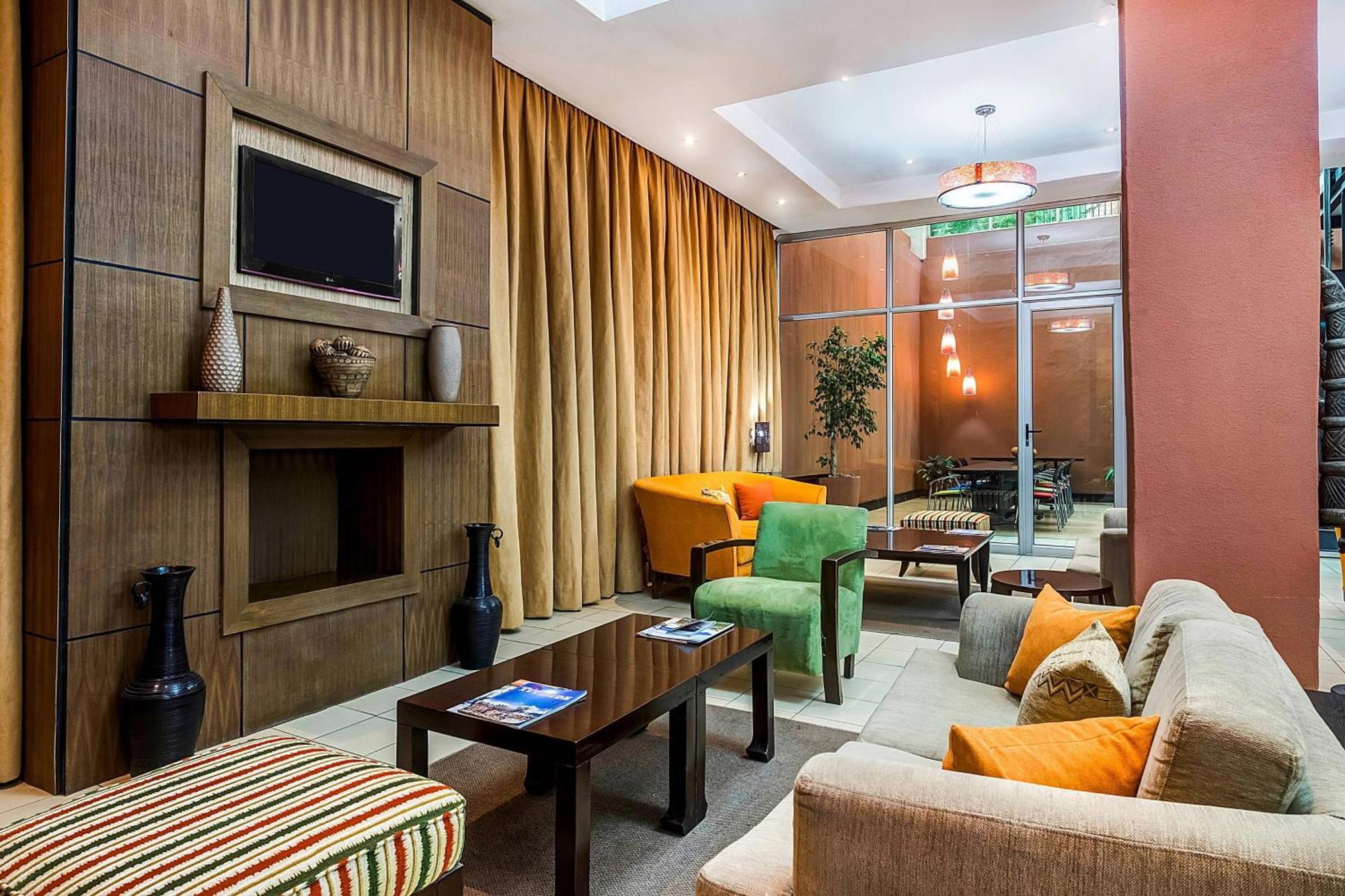 Protea Hotel By Marriott Lusaka Exterior foto