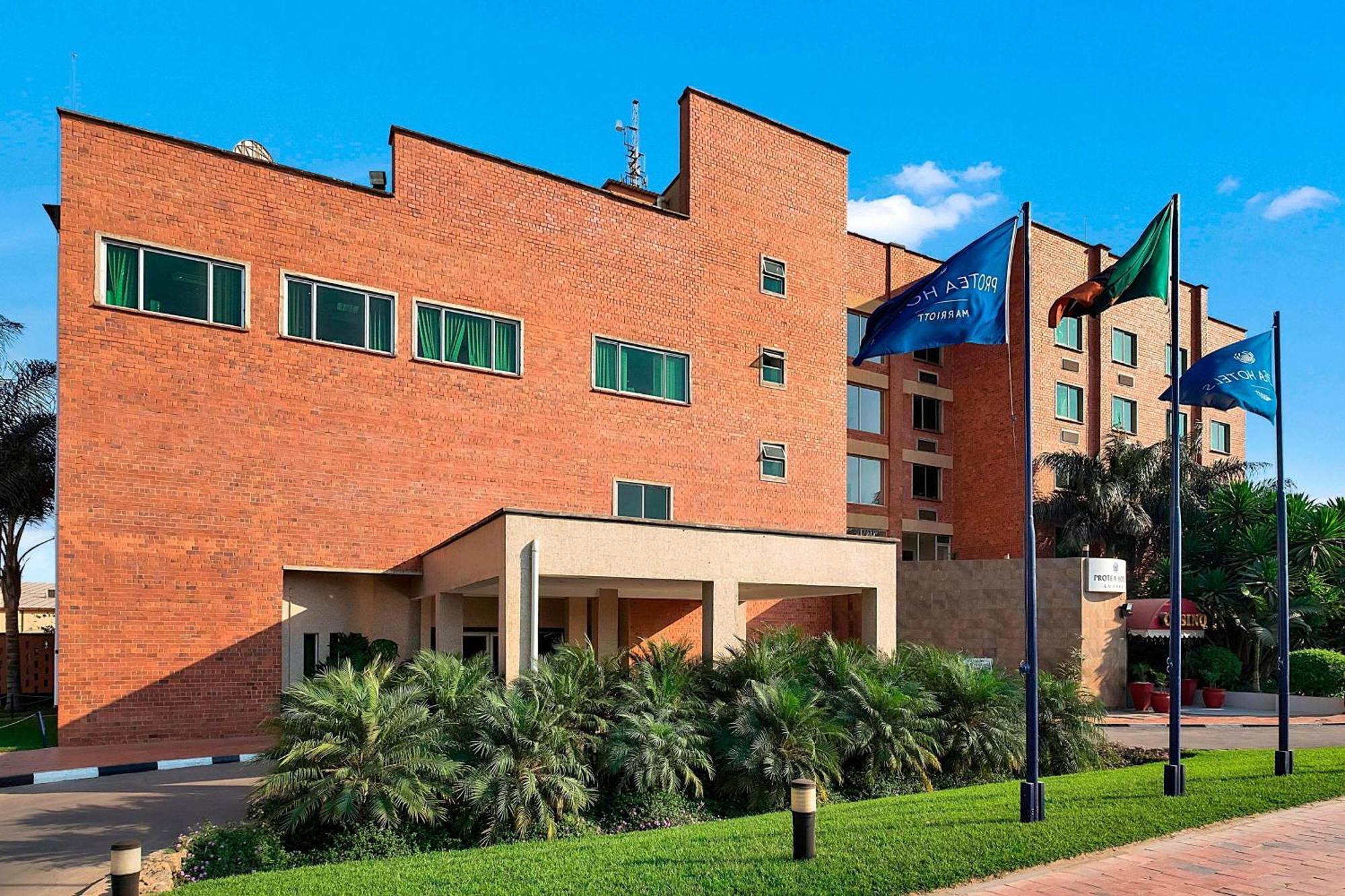 Protea Hotel By Marriott Lusaka Exterior foto