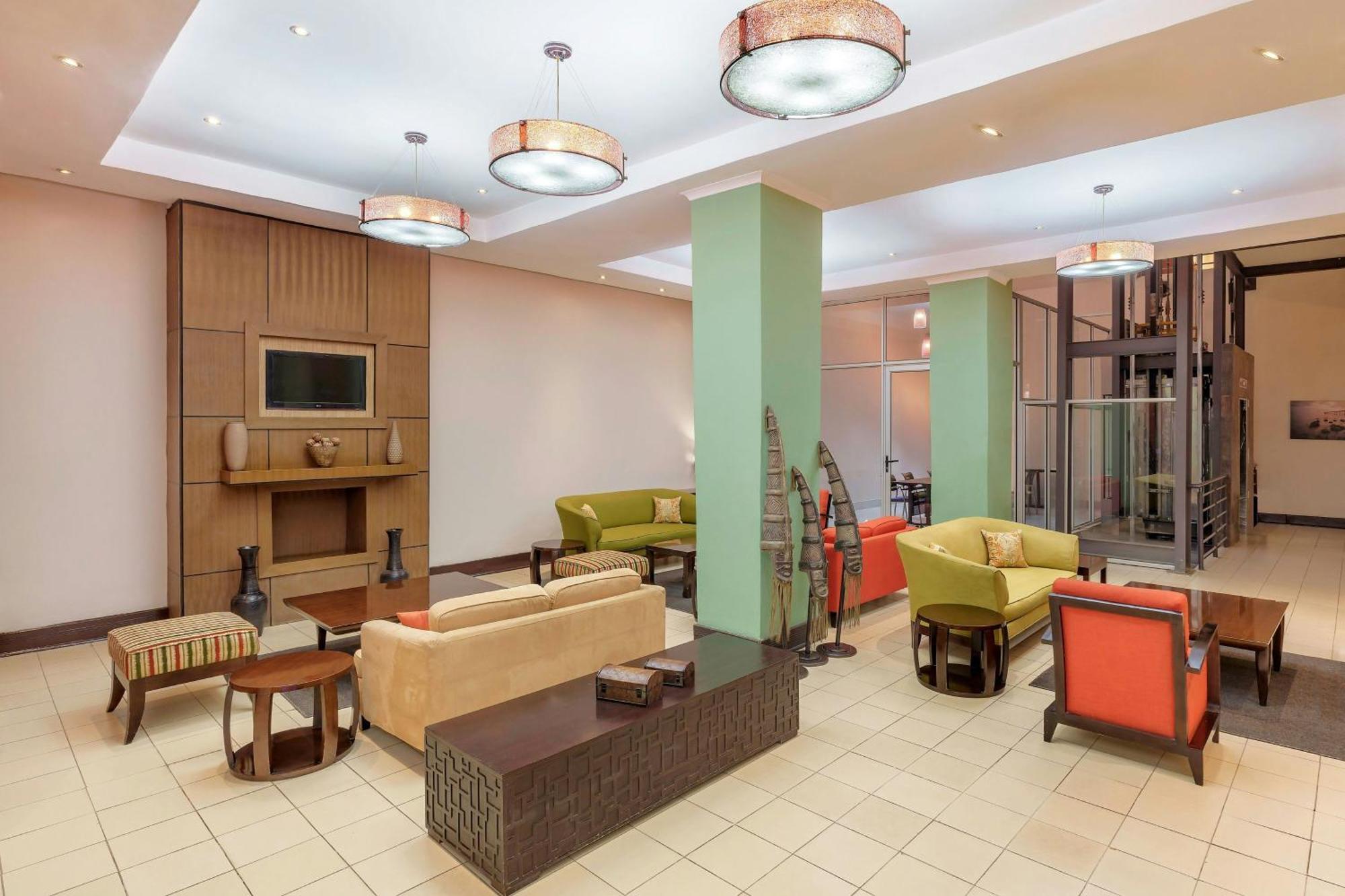 Protea Hotel By Marriott Lusaka Exterior foto