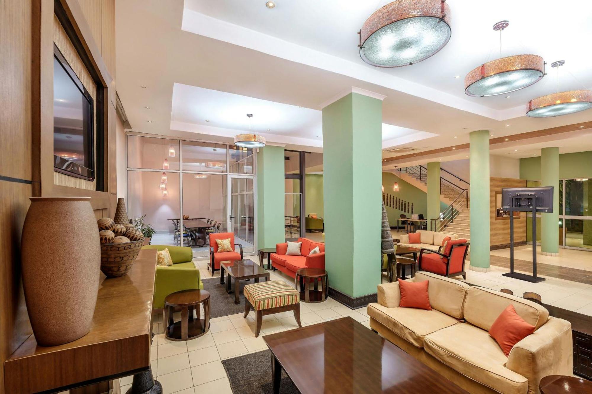 Protea Hotel By Marriott Lusaka Exterior foto